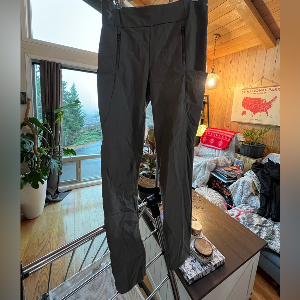 Athleta 12T moto jogger